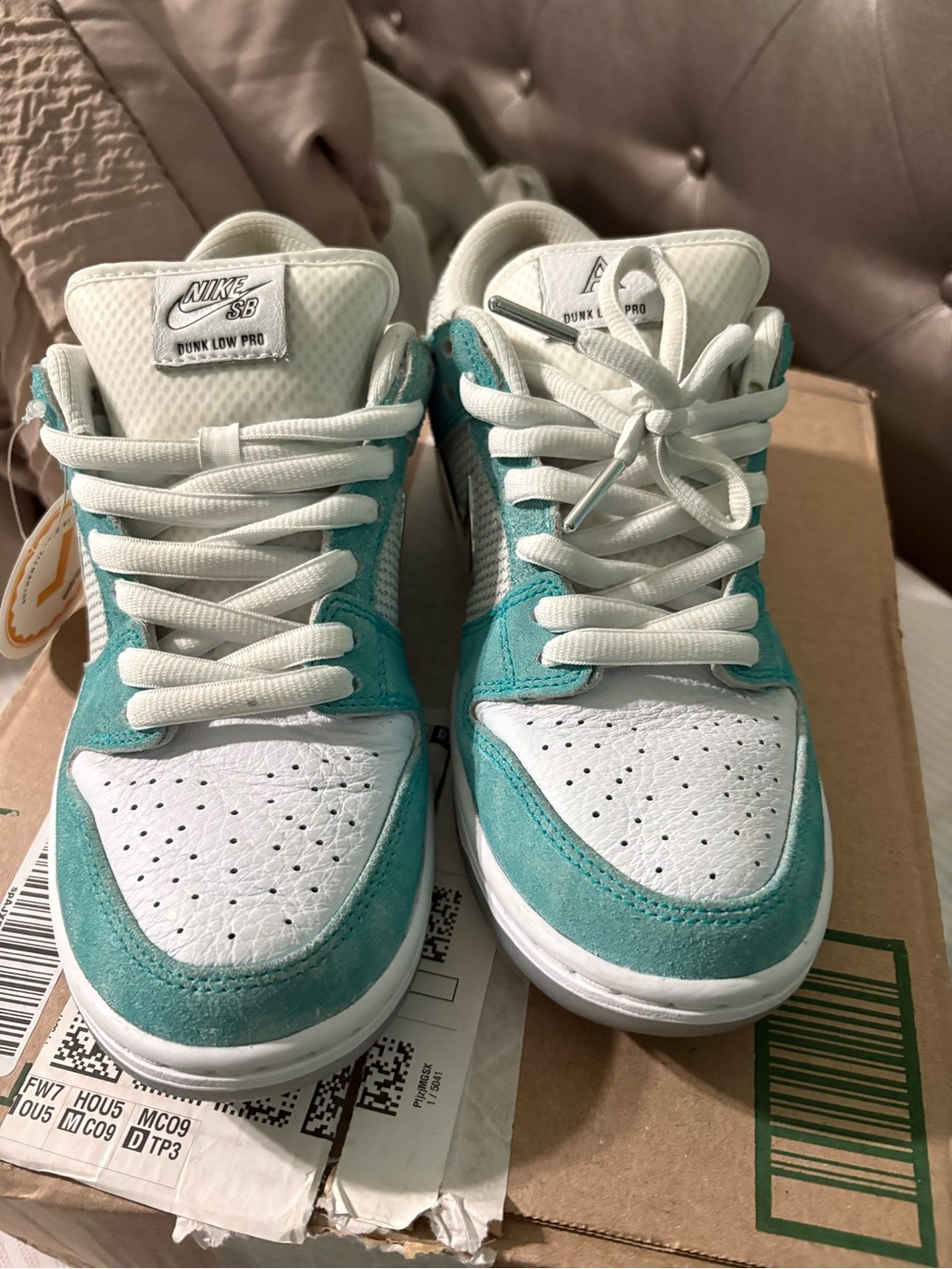 Nike SB April